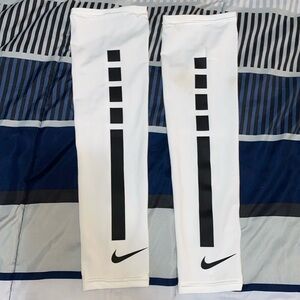 Nike Arm Sleeves